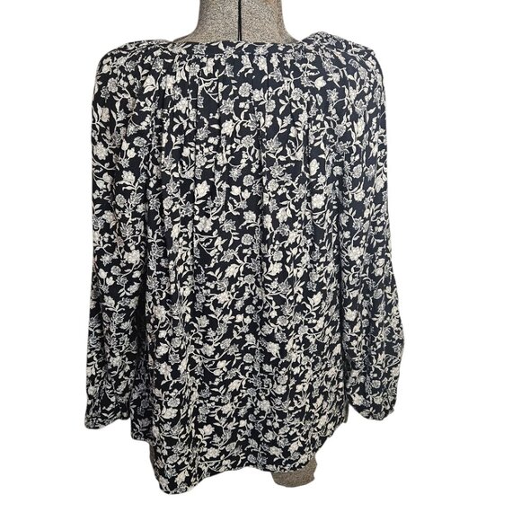 Old Navy Black Floral Long Sleeve Blouse sz Large - Picture 3 of 7